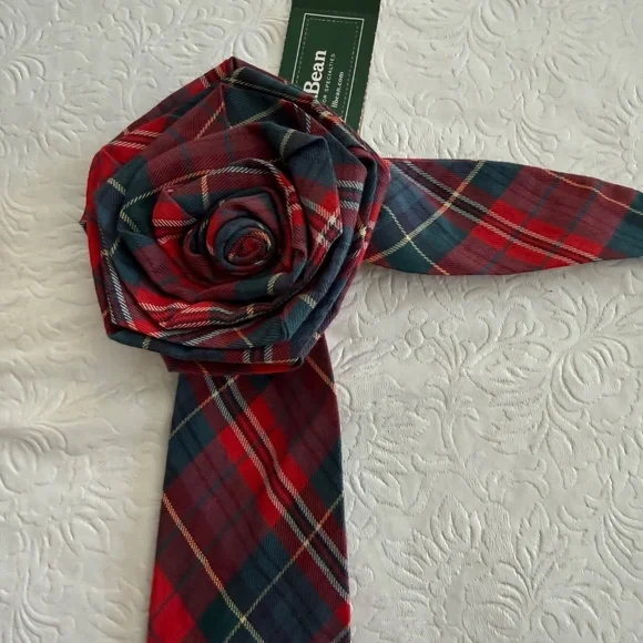 LL Bean Wms Flower Belt Size Med NWT - Picture 6 of 7